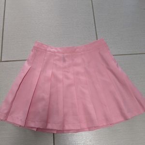 Pink pleated skirt, size large, Forever 21